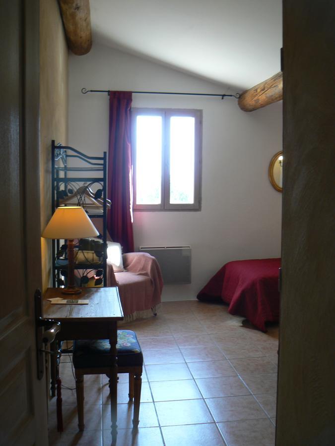 Lioux Chambres D'Hotes De La Verrerie מראה חיצוני תמונה
